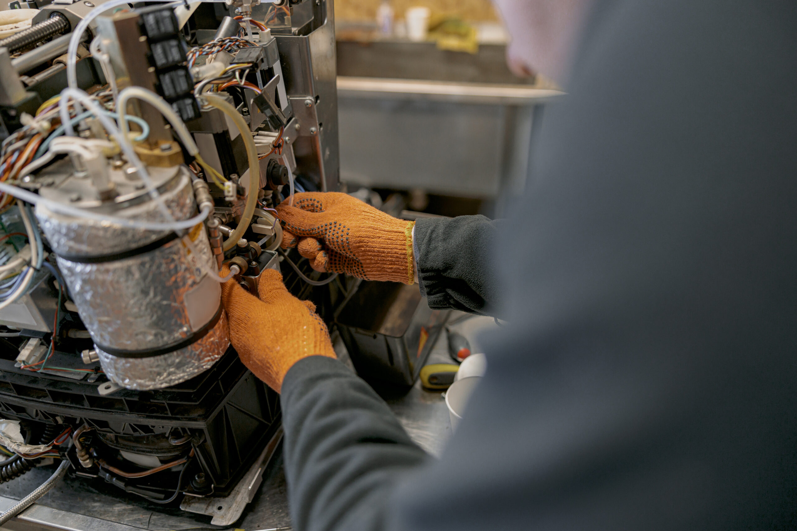 Haushalt Elektro GmbH / Kaffeemaschinenreparatur in Bern